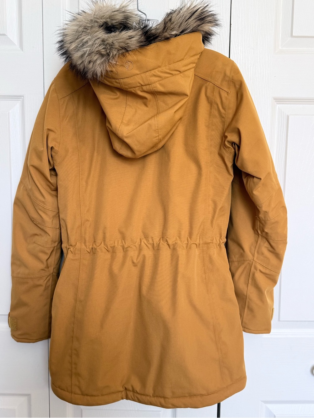 Fjallraven Women’s Nuuk Insulated Parka in Mustard Yellow with Faux-Fur Hood - Picture 3 of 10